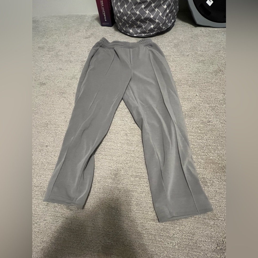 LuluLemon Size L Pants